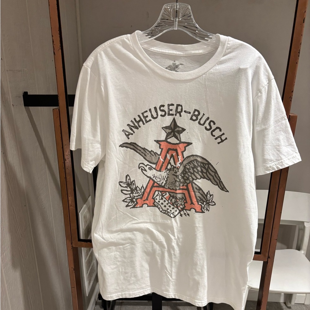 Licensed Anheuser-Busch t-shirt size large. Short sleeve. 60/40 cotton/poly. EUC